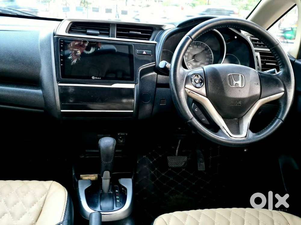 Honda Jazz V Automatic, 2018, Petrol