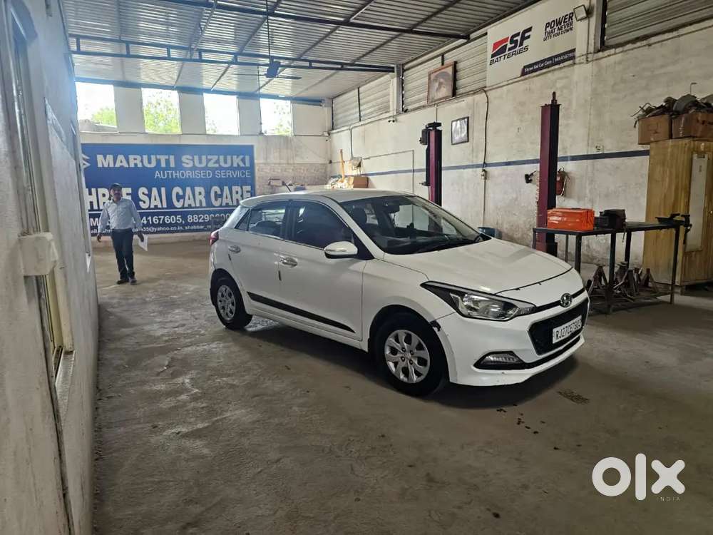 Hyundai Elite I20 2015 Diesel 165000 Km Driven