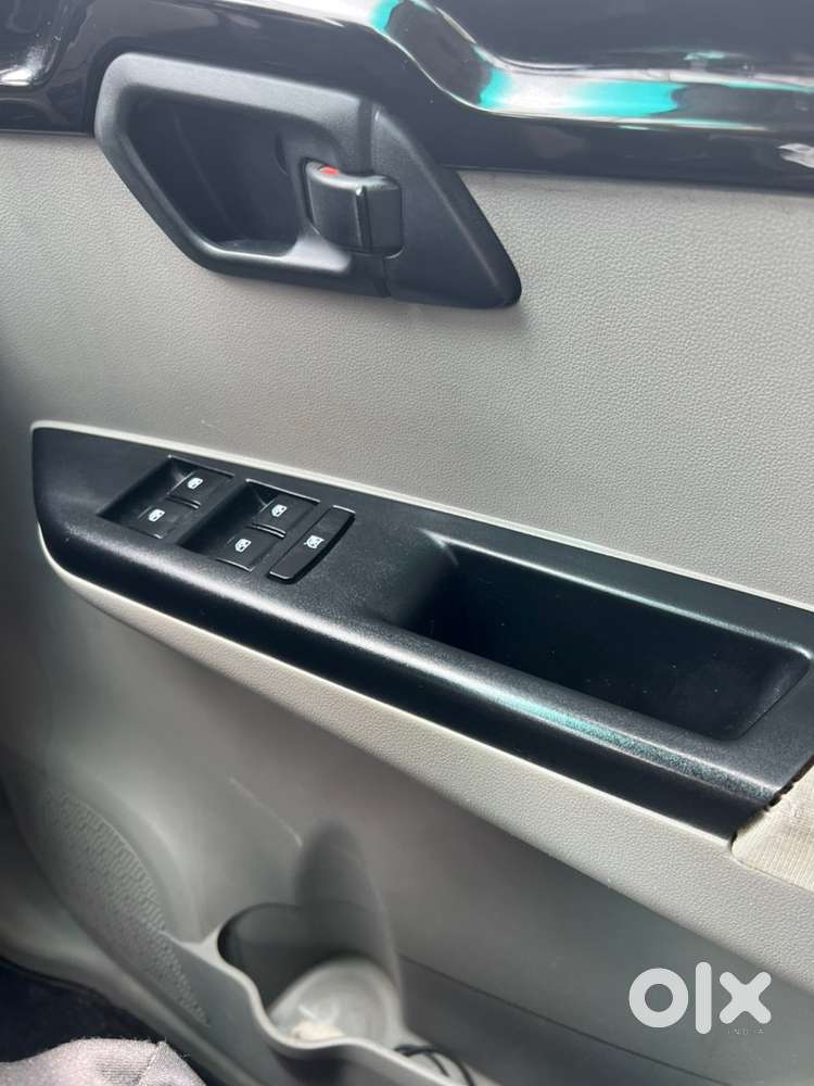Mahindra Kuv100 Nxt 2016