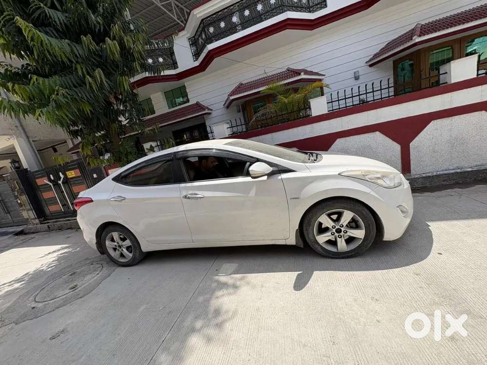 Hyundai Elantra 2012 Model Well Maintained