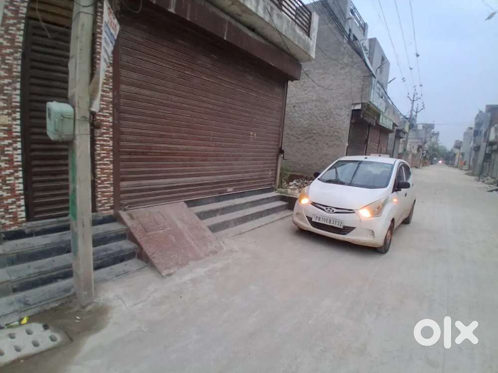 Hyundai Eon Era + 2013 Car