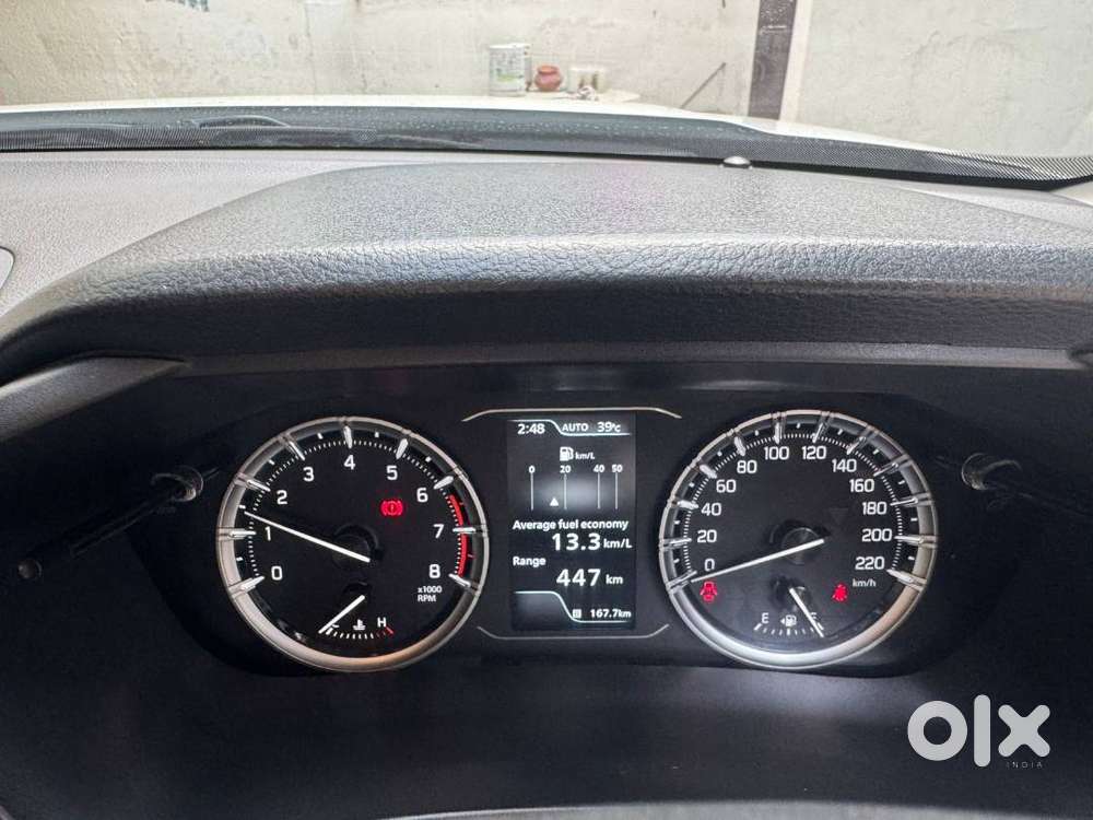 Top Variant Toyota Hyryder Available At A Throwaway Price