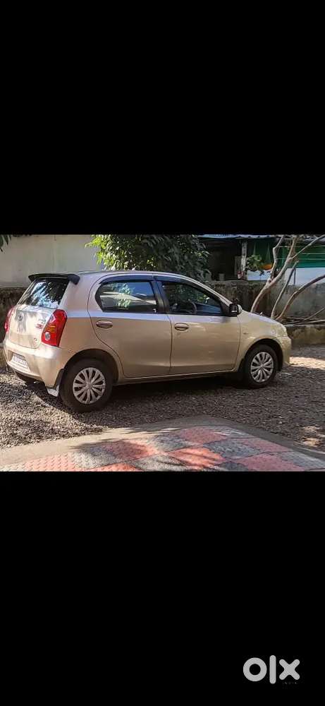 Toyota Etios Liva 2011 Petrol Well Maintained