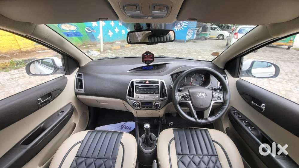 Hyundai I20 Sportz 1.2 Vtvt, 2014, Petrol