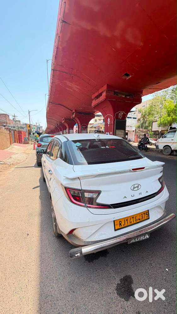 Hyundai Aura 1.2 Sx Cng, 2025, Cng & Hybrids