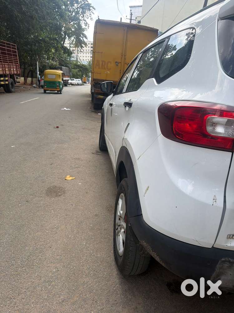 Renault Triber 2023 Petrol 130000 Km Driven