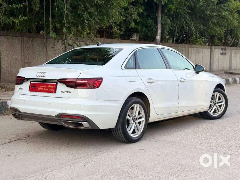 Audi A4 2.0 Premium Plus 40 Tfsi, 2024, Petrol