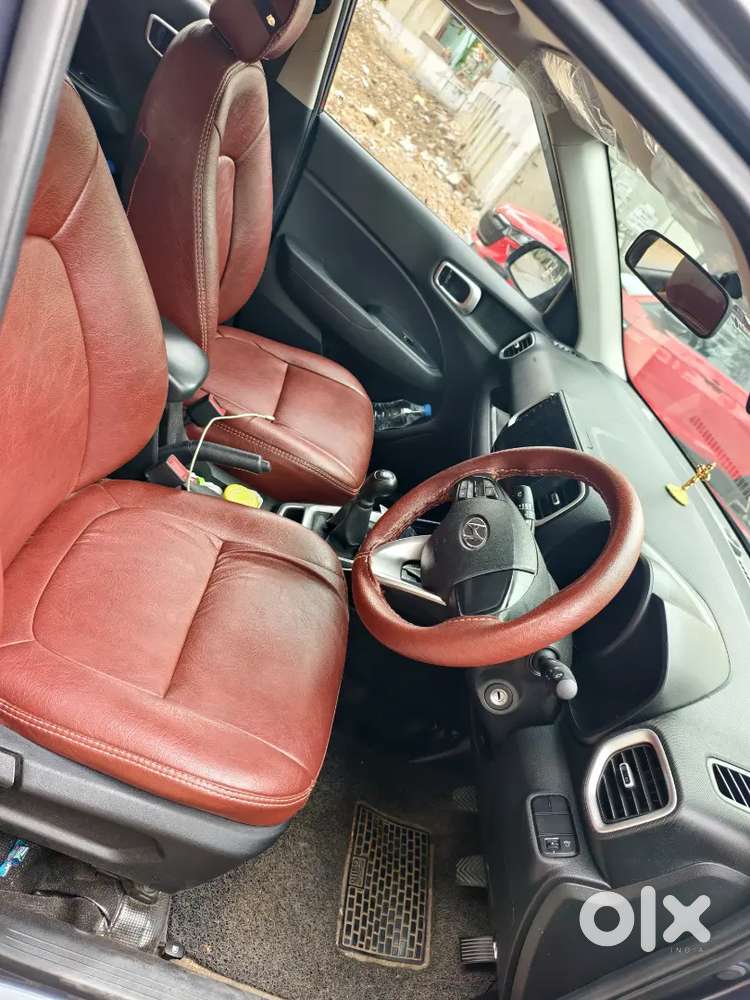 Hyundai Venue 2019 Petrol Well Maintained
