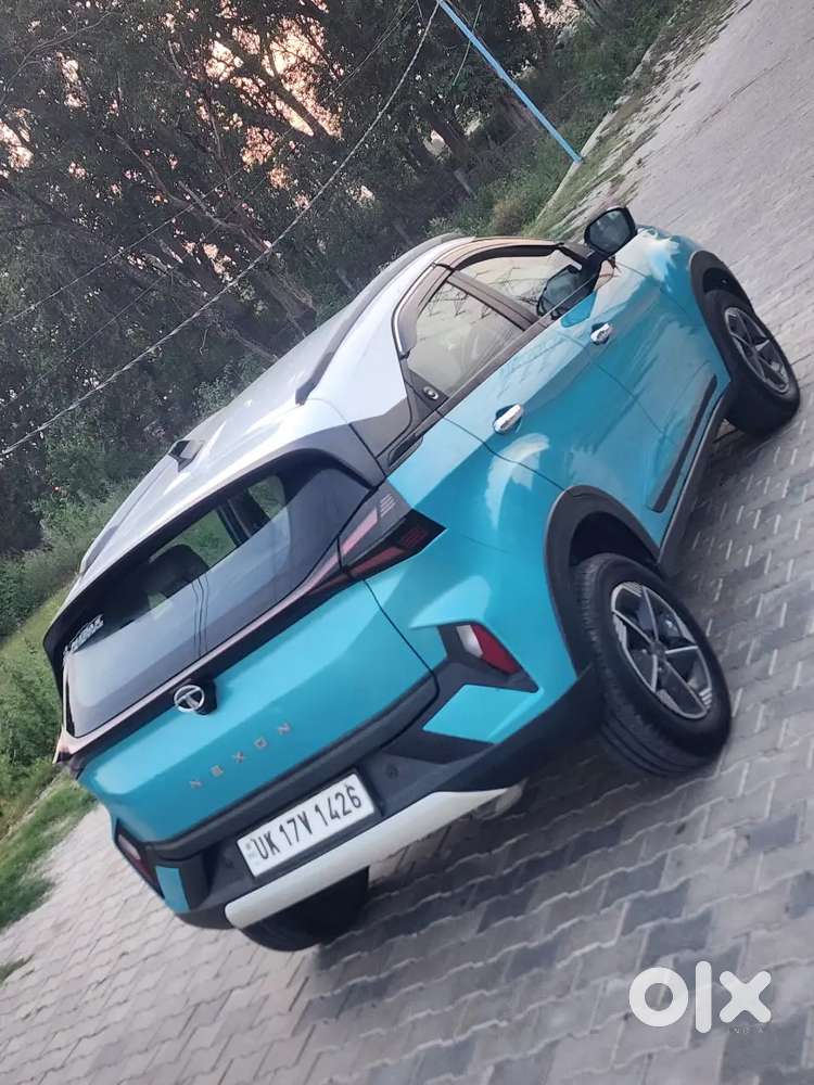 Tata Nexon Crtv+pdca
Automatic 
360 Degree Camera 
1st Owner