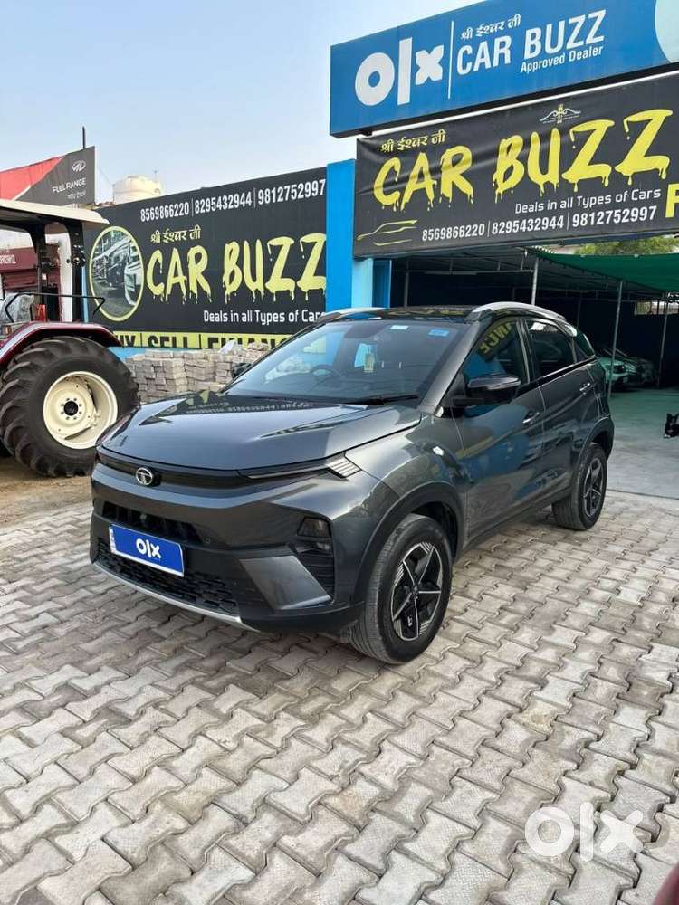Tata Nexon, 2023, Petrol