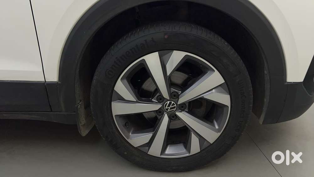Volkswagen Taigun Topline 1.0 Tsi At (electric Seats), 2022, Petrol