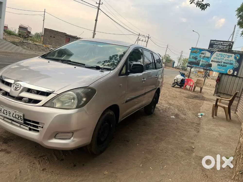 Toyota Innova 2.5 Diesel 7-seater 2007