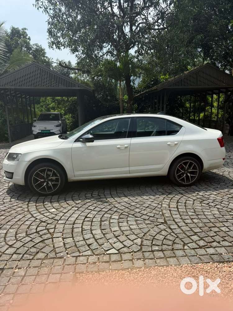 Skoda Octavia Diesel Automatic 2015 Year