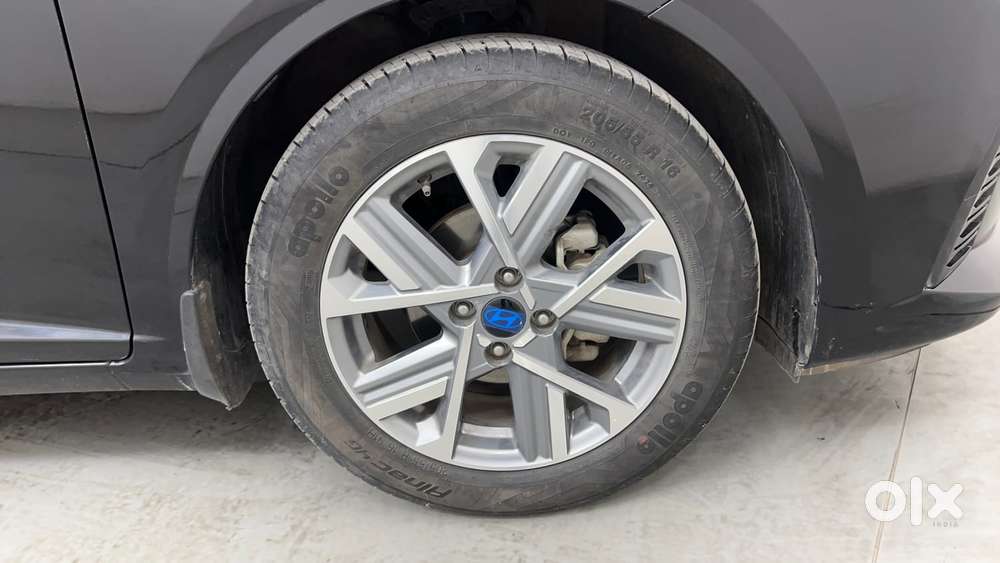 Hyundai Verna 1.5 Sx (o) Petrol Mt, 2024, Petrol