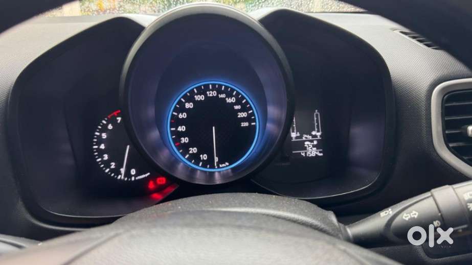 Hyundai Venue 1.2 S Plus, 2022, Petrol
