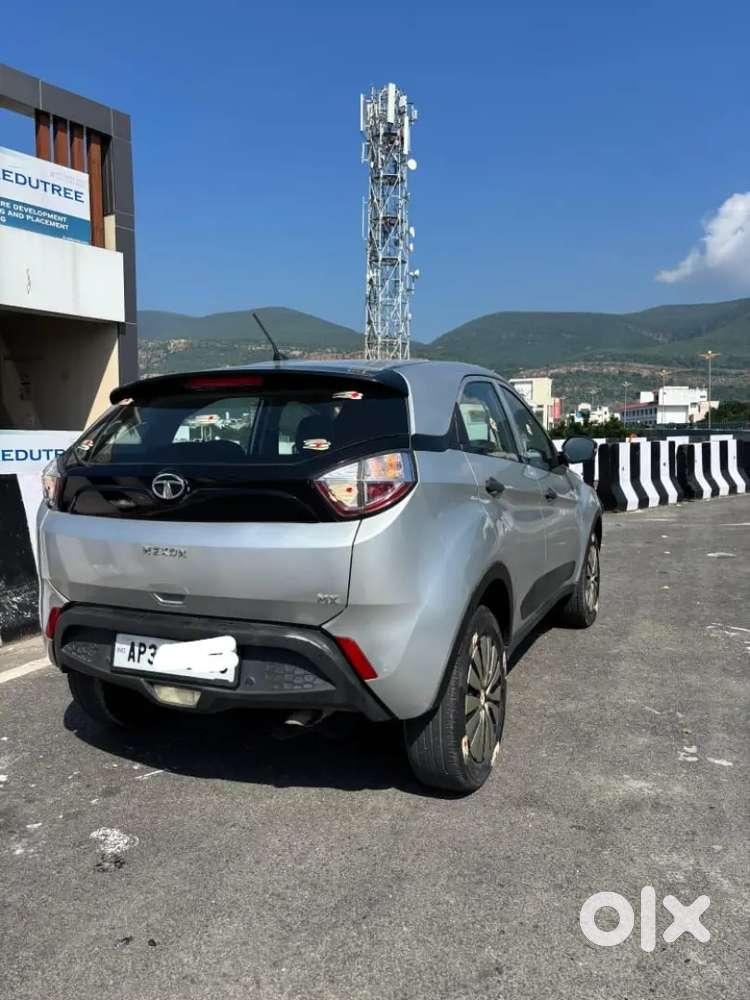 Tata Nexon 2019 Diesel Well Maintained