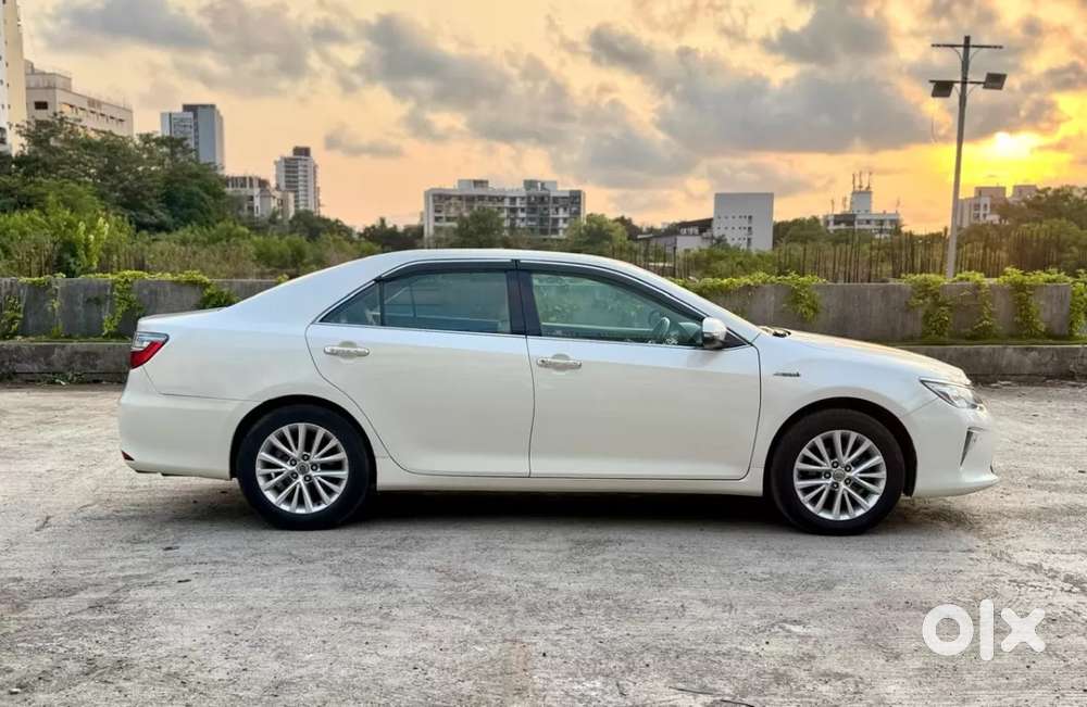Toyota Camry Hybrid, 2017, Petrol