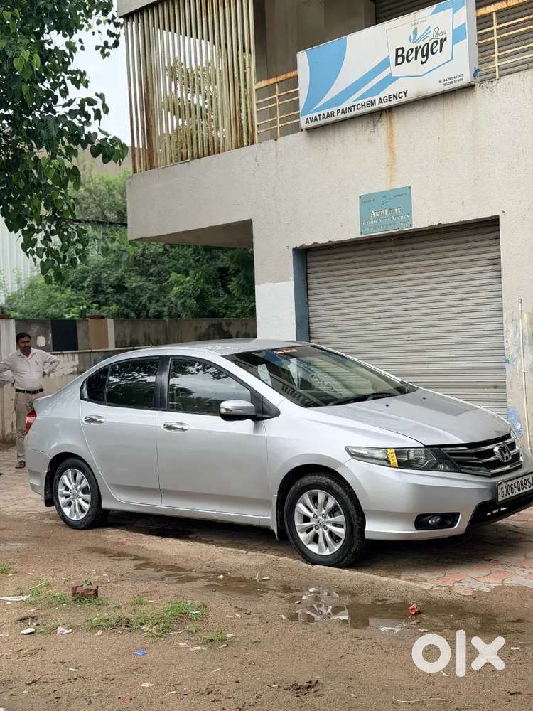 Honda City Hybrid Ehev 2013 Cng & Hybrids 100000 Km Driven
