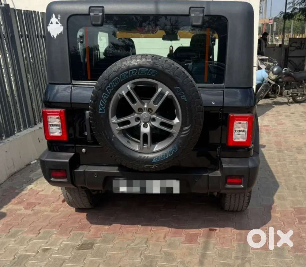 Thar 2024 Lx Top 4/2 Manual Seat Cover Meat New Diesel 40000 Km Drive