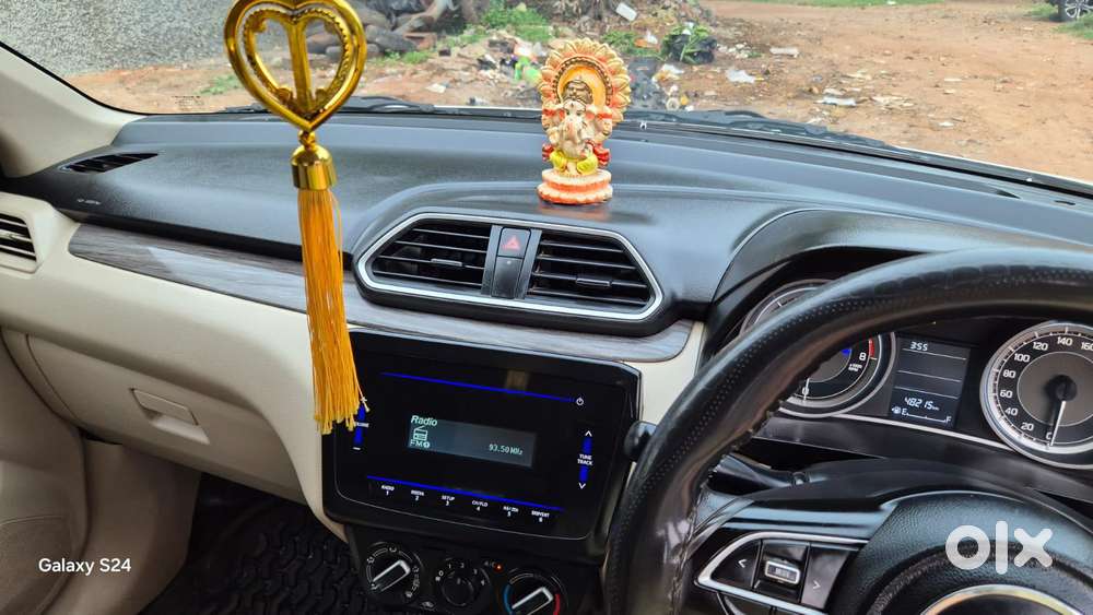 Maruti Suzuki Swift Dzire Vxi Optional, 2023, Petrol