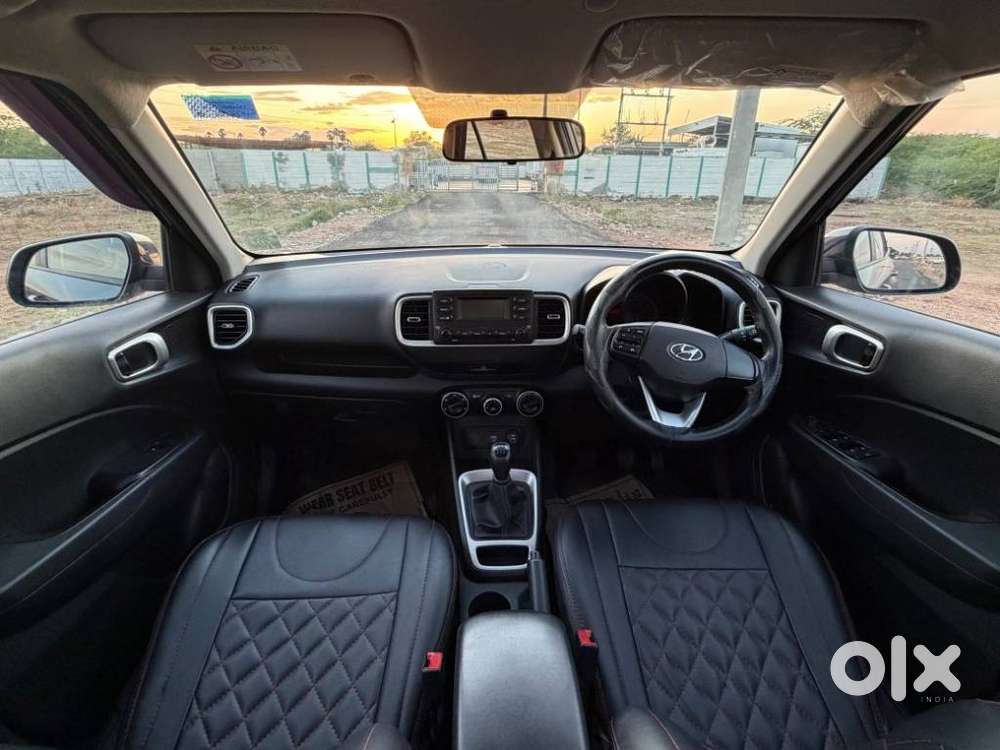 Hyundai Venue, 2021, Petrol