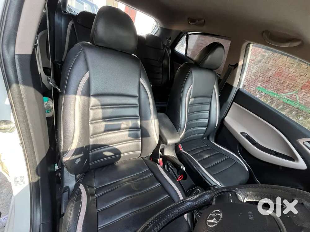 Urgent Selling, Bahar Jana H Isliye, Family Car