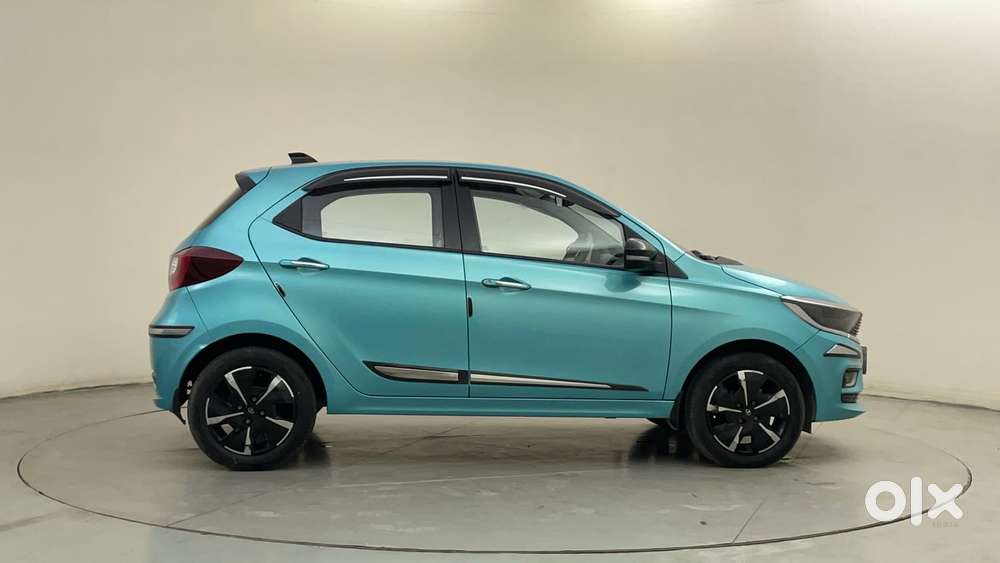 Tata Tiago Xza, 2025, Petrol