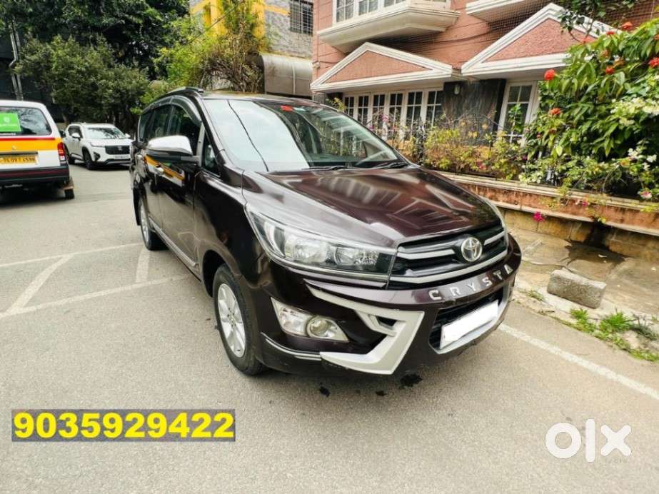 Toyota Innova Crysta