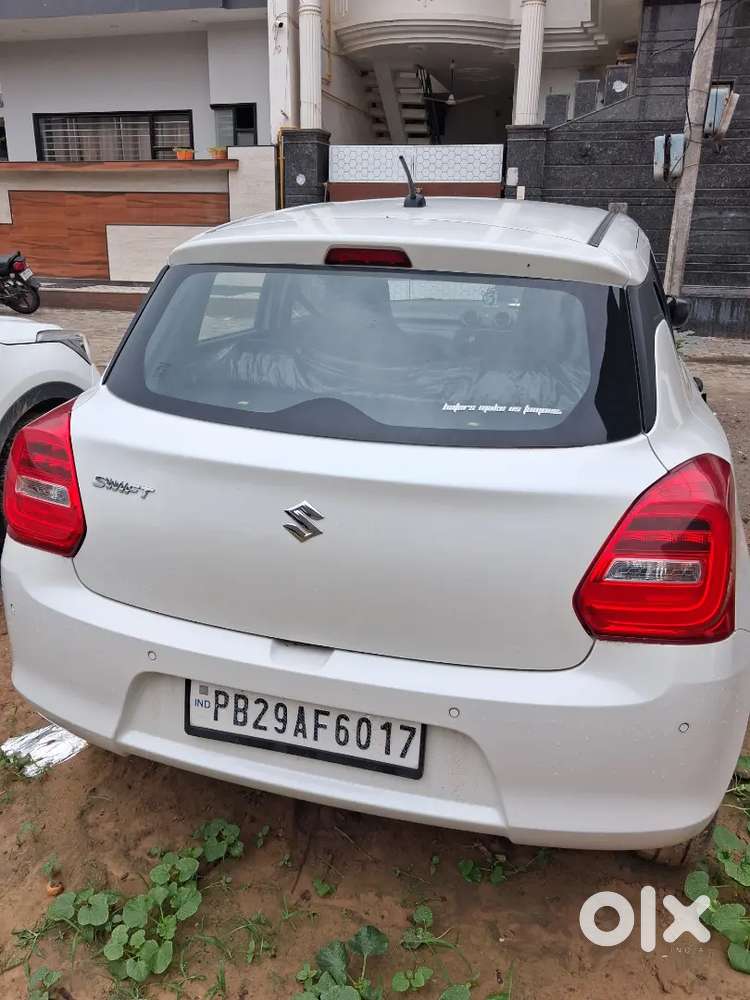 Maruti Suzuki Swift 2023 Lxi Option Manual