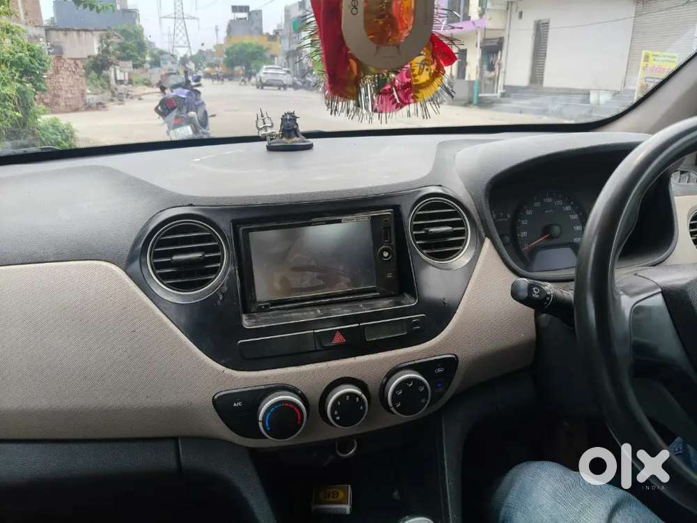 Hyundai Xcent 2016 Km Driven