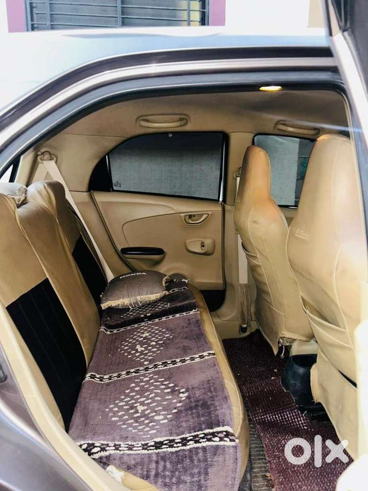 Honda Brio 2013 Petrol Well Maintained