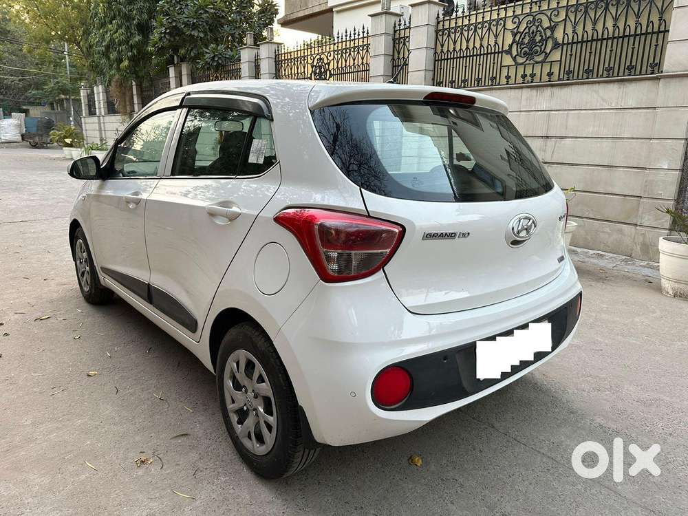 Hyundai Grand I10 1.2 Crdi Sportz Dual Tone, 2017, Diesel