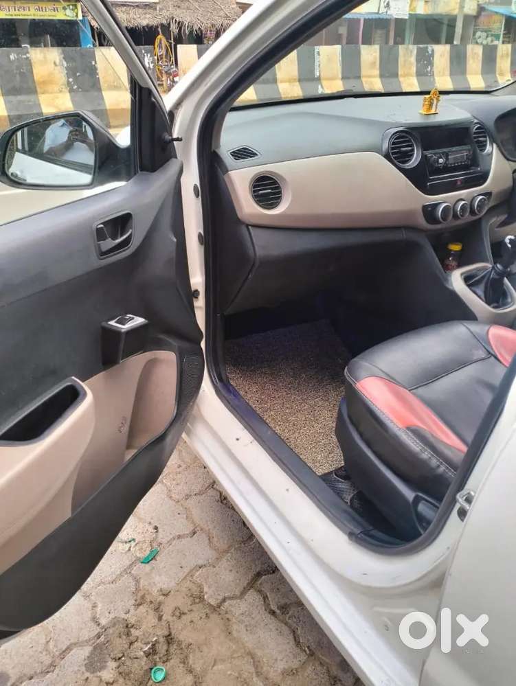 Hyundai Xcent 2017 Diesel Well Maintained