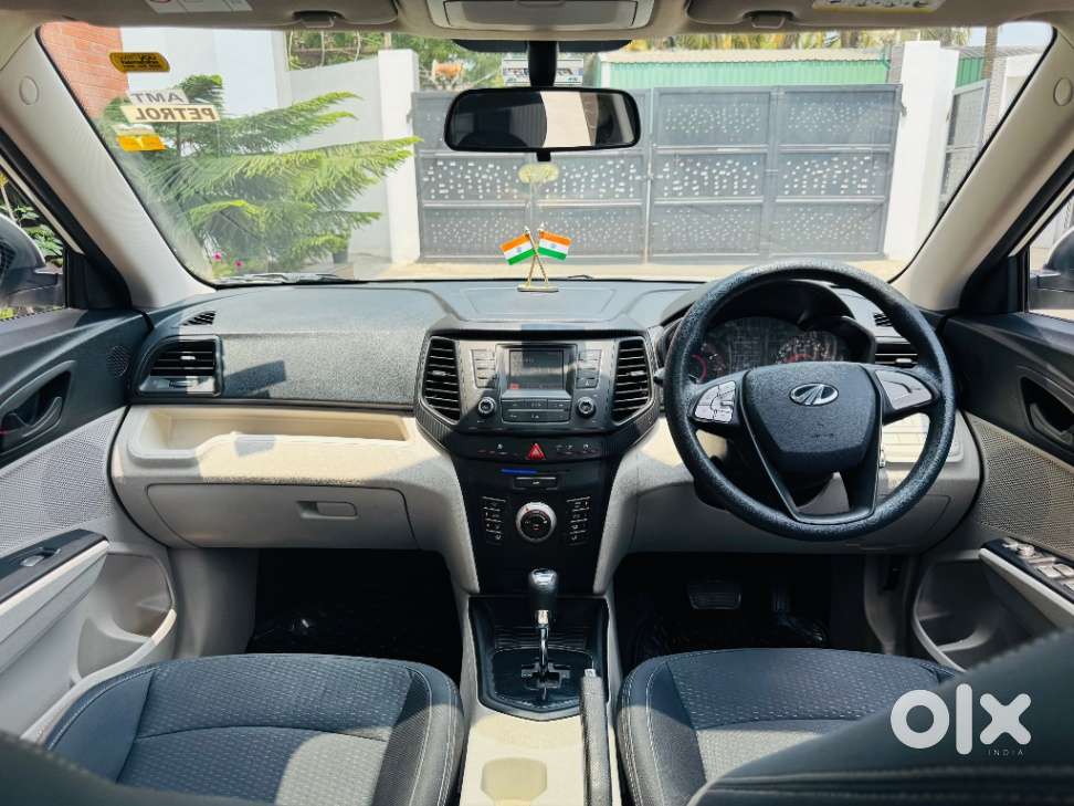 Mahindra Xuv300 1.2 W8 Amt Petrol, 2021, Petrol