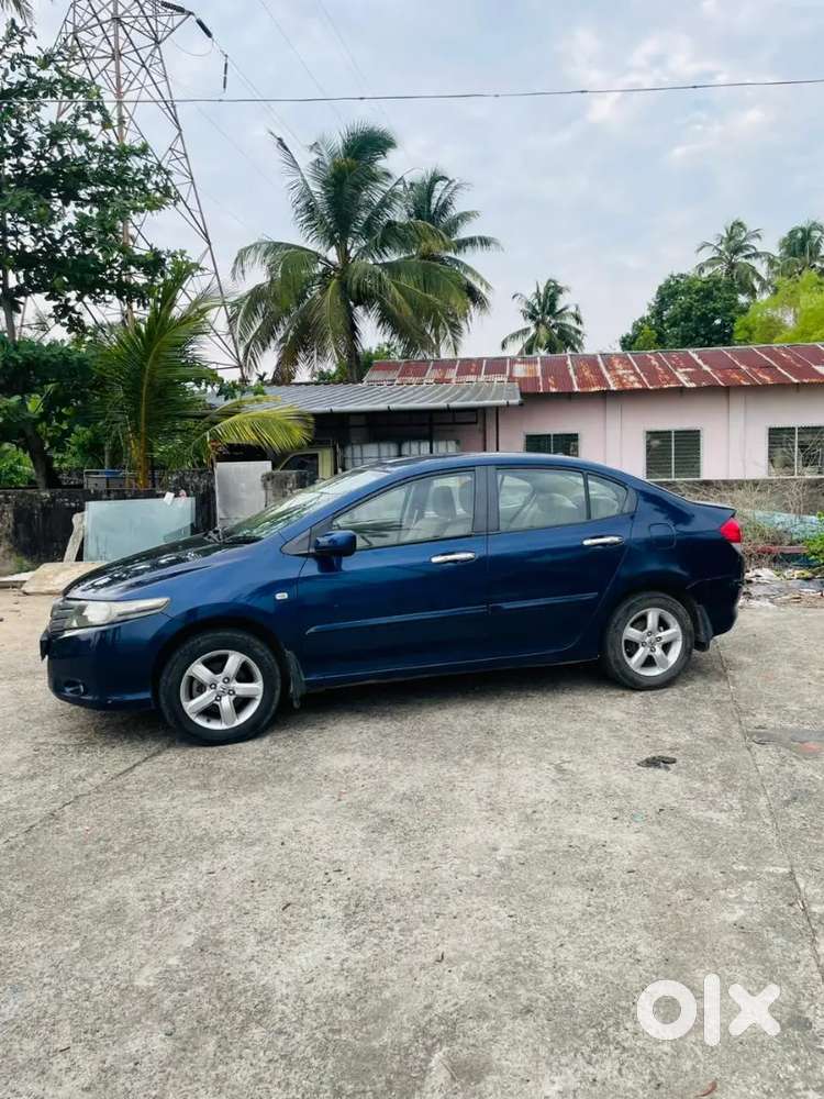 Honda City V Ivtec  Full Option For Sale