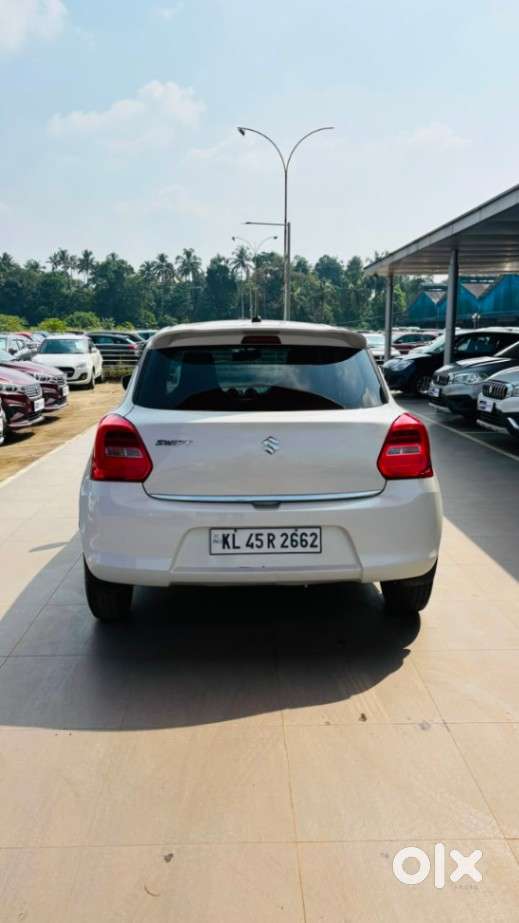 Maruti Suzuki Swift Vvt Lxi, 2018, Petrol