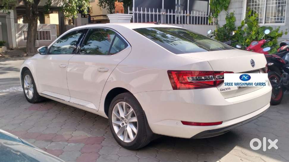 Skoda Superb L&k 1.8 Tsi At, 2019, Petrol