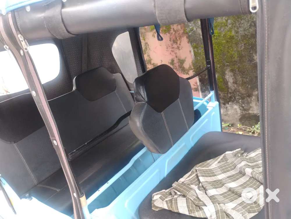 Good Condition Auto Bajaj Company
