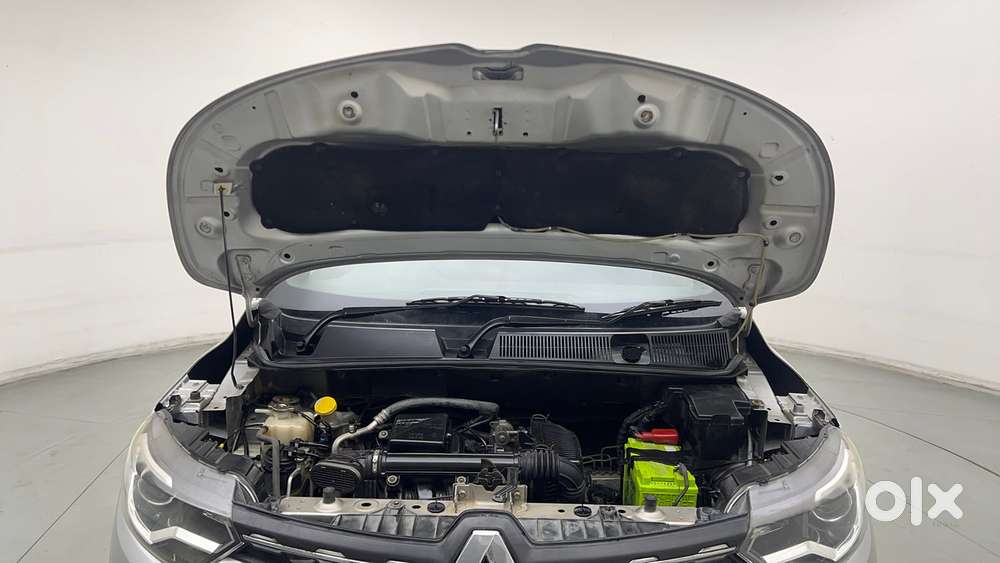 Renault Triber Rxz, 2021, Petrol