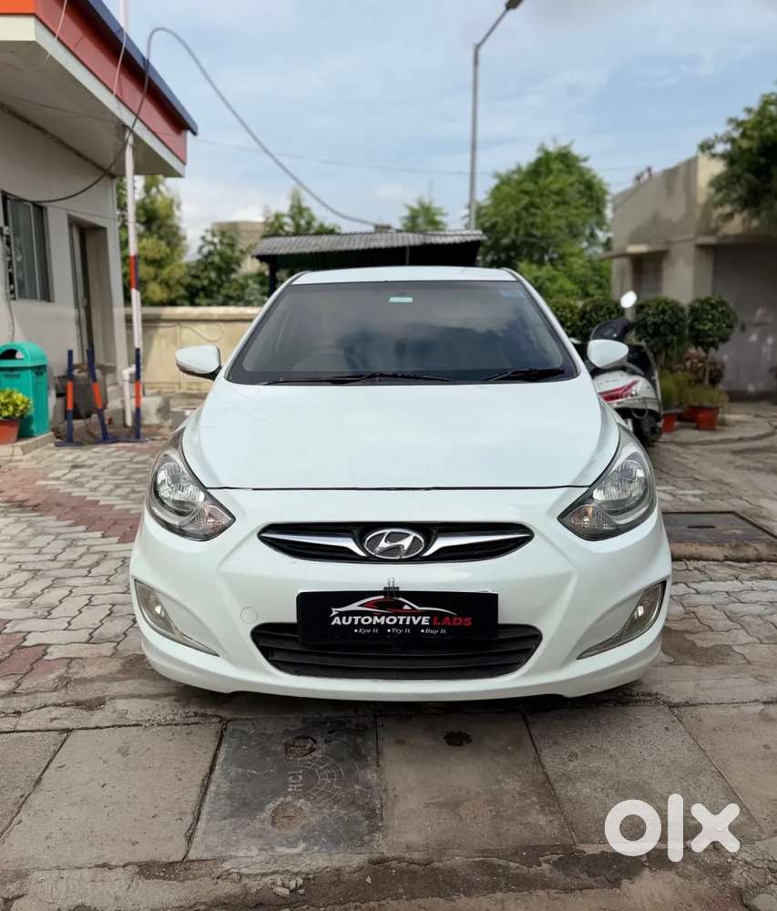 Hyundai Verna Fluidic 1.6 Vtvt Sx Opt, 2012, Petrol