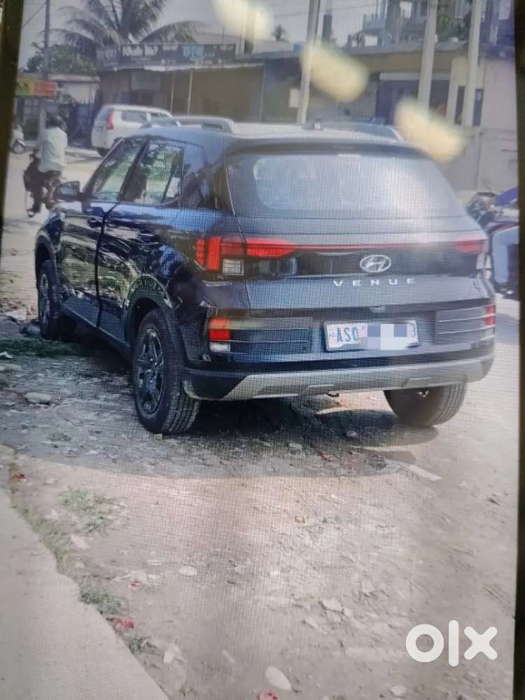 Hyundai Venue 2 Petrol Good Condition