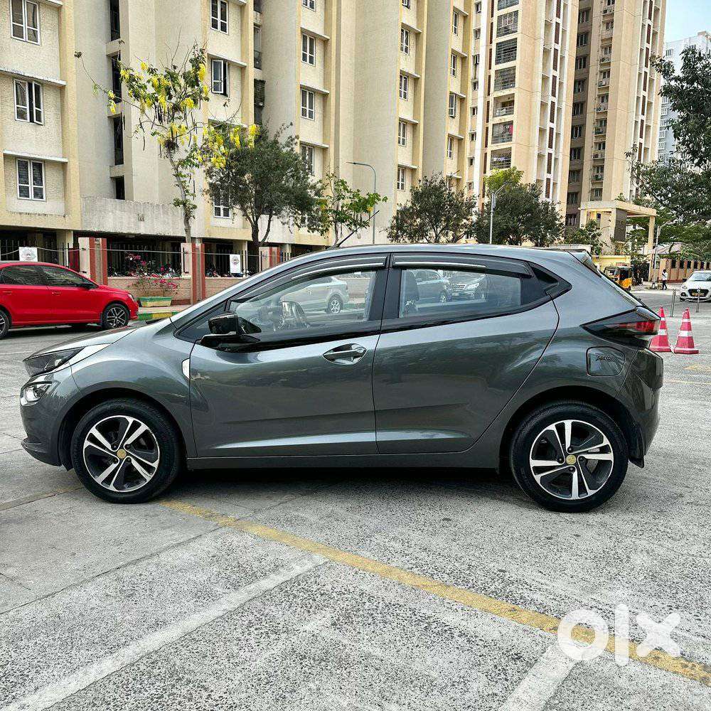 Tata Altroz 1.2 Xza Plus, 2022, Petrol