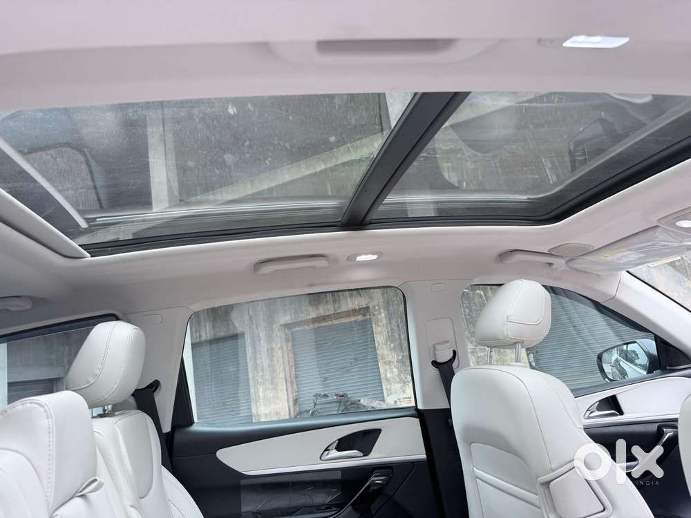Mahindra Xuv700 2.2 Ax 7 Diesel Mt Luxury Pack Str, 2023, Diesel