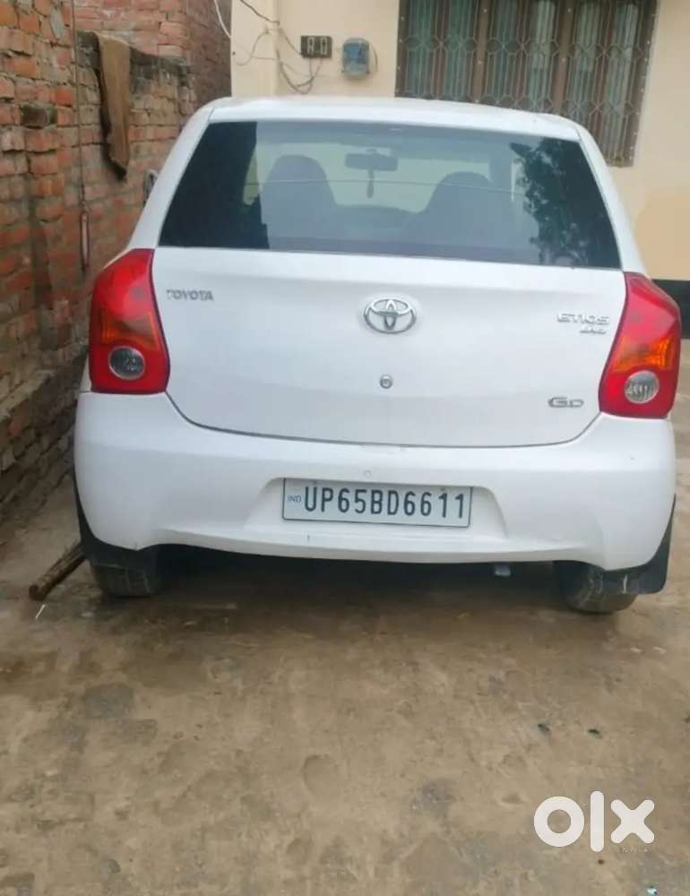 Toyota Etios Liva 2012