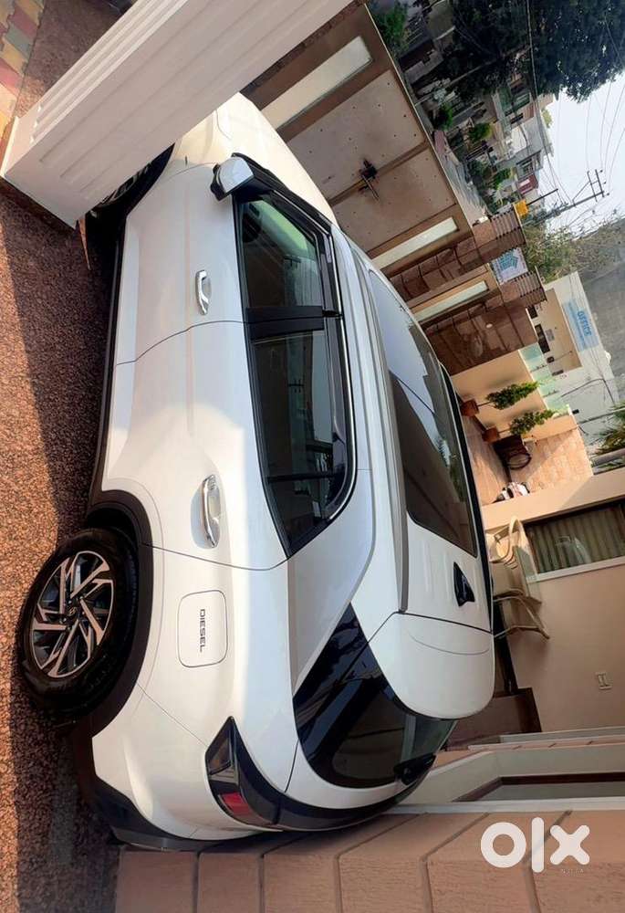 Creta 2025 Diesel At (sx Optional) 9500 Km