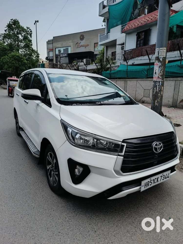 Toyota Innova Crysta [2020-ongoing] 2.4 Gx At 8 Str, 2023, Diesel