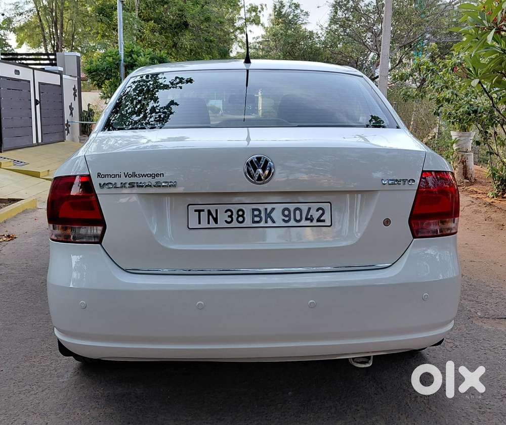 Volkswagen Vento Petrol Highline, 2011, Petrol