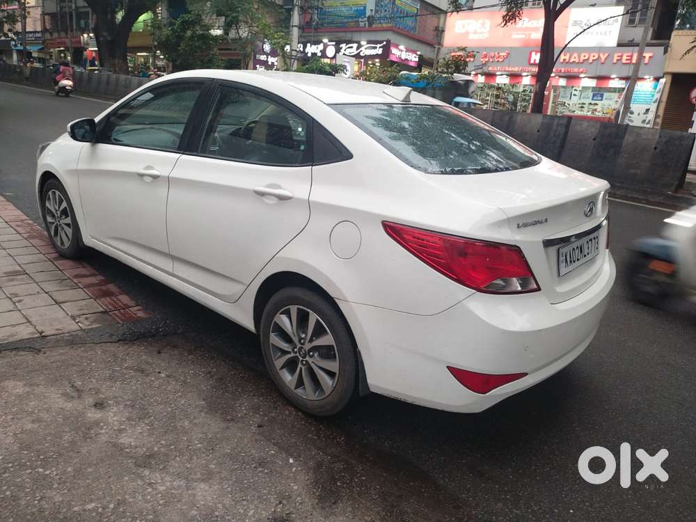Hyundai Fluidic Verna 1.6 Vtvt S (o) Automatic, 2016, Petrol