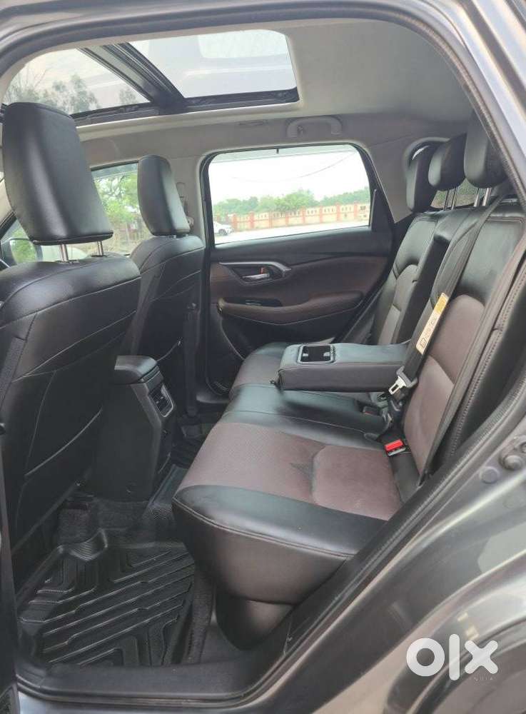 Maruti Suzuki Grand Vitara 1.5 Alpha Smart Hybrid, 2023, Petrol