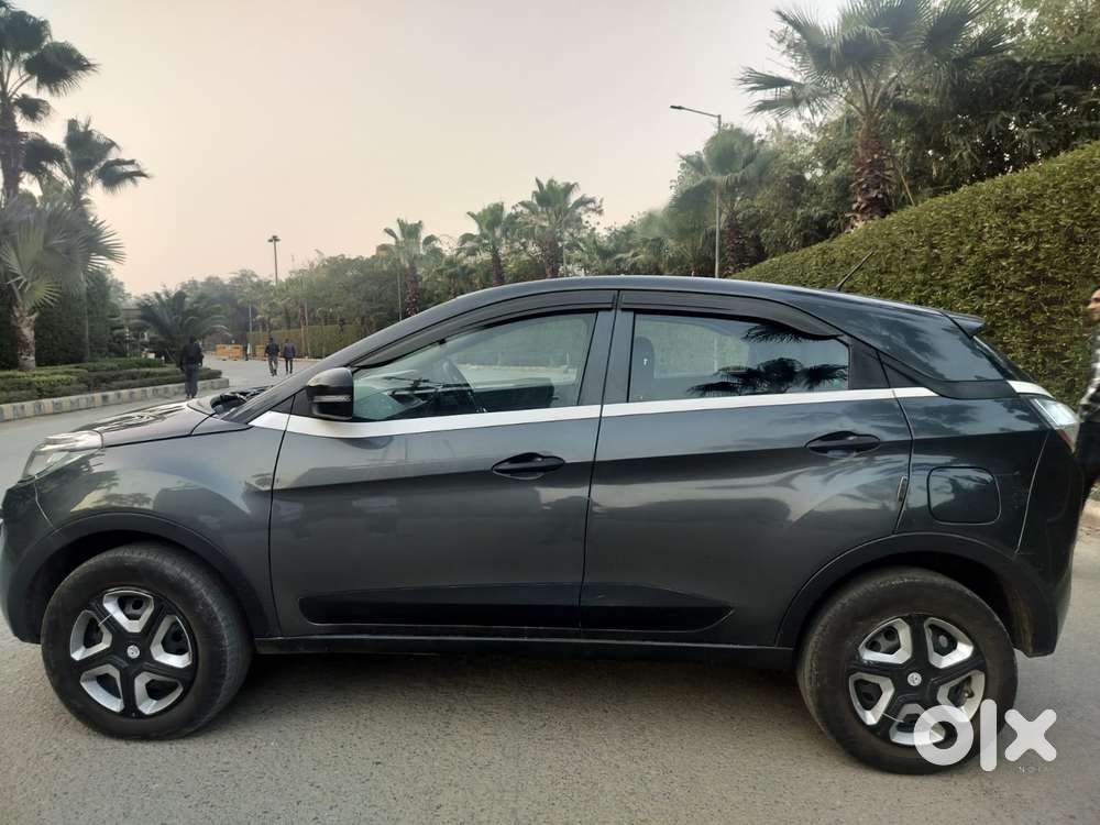 Tata Nexon 1.5 Revotorq Xm (s), 2018, Diesel